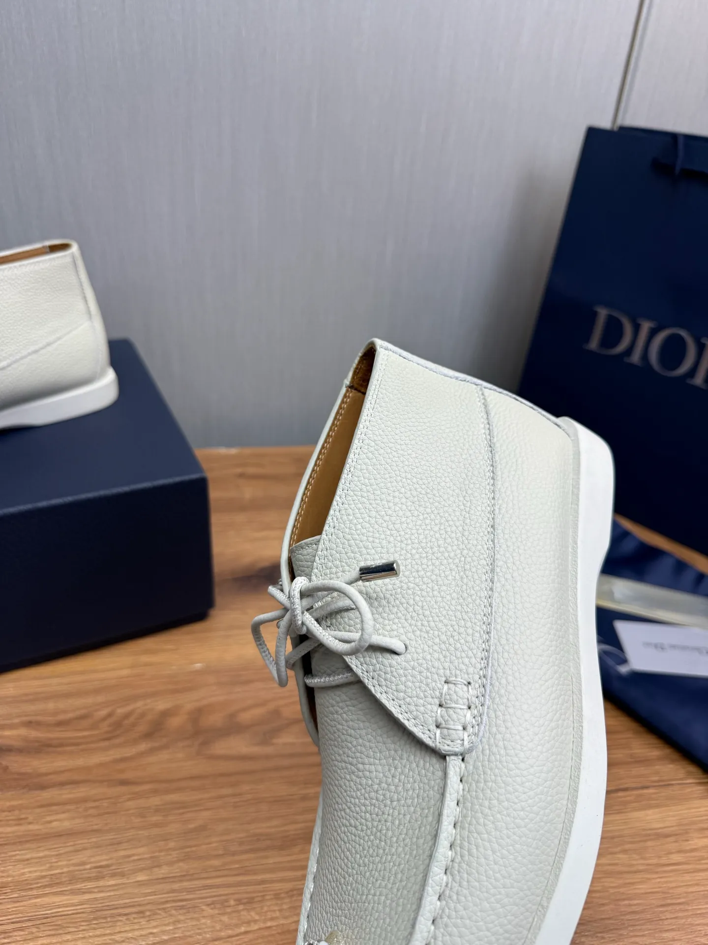 Factory price 620💰 [Dior] Men’s official website na hot sale🔥Imported cowhide + cowhide lining. Original rubber wear-resistant outsole. High quality shipment ⬆️Code number 38-44, (45 customized)
